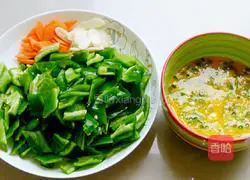 Green pepper egg pancake recipe 1