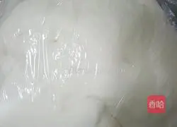 Illustration of how to make carotene buns 1