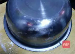 Illustration of how to make green onion layer cake 5