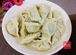 Illustration of how to make beef and radish dumplings 15