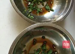 Illustration of how to make water spinach noodles 2