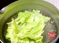 Illustration of how to make cabbage puree and rice flour paste 2