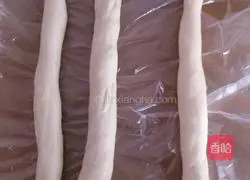 Sausage buns Illustration of how to make a roll 3