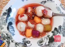 Illustration of how to make glutinous rice balls and taro balls stuffed with roses 7