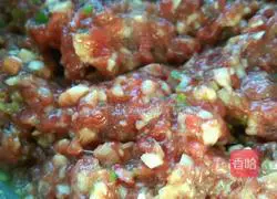 Illustration of how to make mutton wontons 2