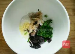 Illustration of how to make vegetarian three fresh dumplings 11