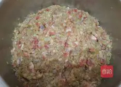 Illustration of how to make kidney bean and meat dumplings 11