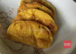 Illustration of how to make fried egg steamed bun slices 6