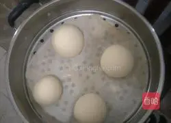 Illustration of how to make steamed buns 3