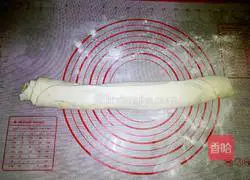 Illustration of making five-spice yeast sesame cake 8