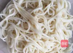 Appetizing spicy noodles recipe 9