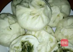 Illustration of how to make steamed buns stuffed with chives and eggs 6