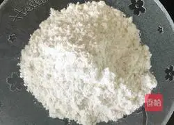 Illustration of how to make rice dumplings with beans and glutinous rice balls 9