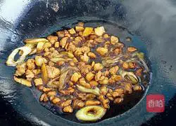 Illustration of how to make braised beans and rice 4