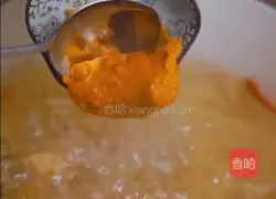 Home version of Tom Yum Beef Noodles Recipe Illustration 5