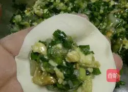 Illustration of how to make seafood dumplings 4