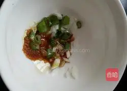 Illustration of how to make sesame leaf noodles 7