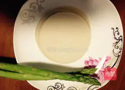 Illustration of making dumpling wrappers with siomai 2