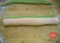 Illustration of how to make butterfly steamed buns 8