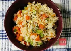Celery, Carrot, Egg Fried Rice Illustration of how to do it 3