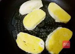 Illustration of how to make pan-fried steamed buns 5