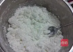 Illustration of how to make crystal dumplings 1