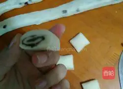Illustration of how to make red bean steamed bun rolls 6