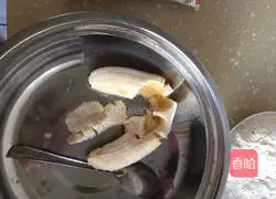 Illustration of how to make banana cake 2