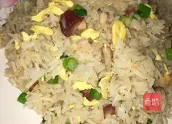 Illustration of how to make shrimp, barbecued pork, cabbage and egg fried rice 5