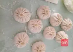 Illustration of how to make steamed buns 8