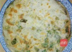 Illustration of how to make scallion pancake 13