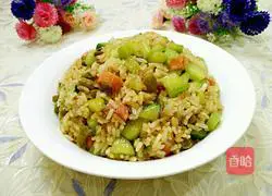 Illustration of how to make cucumber and ham fried rice 8