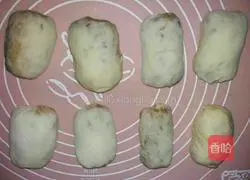 Illustration of how to make sesame sauce biscuits 10