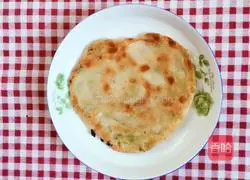 Illustration of how to make scallion pancake 10