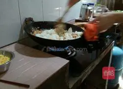 Illustration of how to make fried rice 11