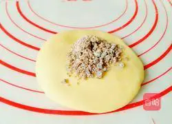  Illustration of how to make pumpkin and brown sugar scones 10