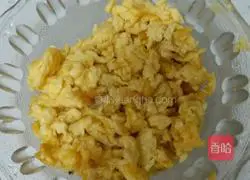 Illustration of how to make ham fried rice 2