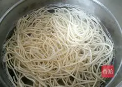 Illustration of homemade fried noodles 3