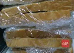 Illustration of how to make a quick sandwich 7