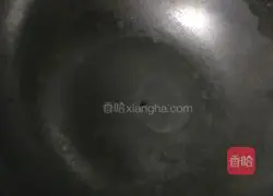 Illustration of how to make lazy green pepper fried meat roll flatbread 4