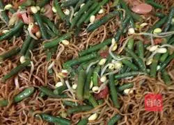 Illustration of braised noodles 13