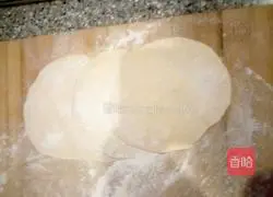 Illustration of how to make pork buns 7