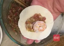 Illustration of how to make shrimp dumplings 7