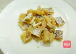 Illustration of how to cook eggplant with salted fish 3