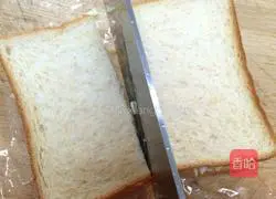 Illustration of how to make marshmallow sandwich 10