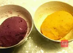 Illustration of how to make two-color steamed bun rolls 5