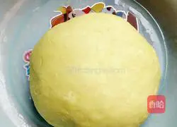 Illustration of how to make celery and egg noodles 4