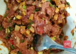 Illustration of how to make bamboo shoots and meat buns 7