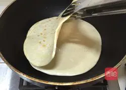 Illustration of making pancakes 11