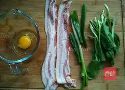 Illustration of how to make fried noodles with bacon 1